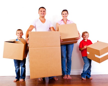 Van service for local moves in Leaves Green near residential properties