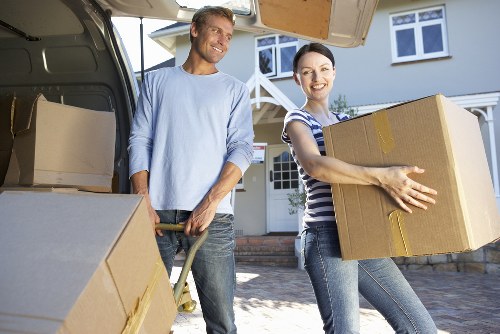 A moving van service in Leavesgreen transporting household belongings
